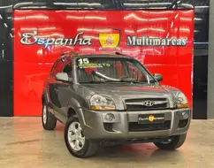 HYUNDAI TUCSON 2.0 MPFI GLS 16V 143CV 2WD FLEX 4P AUTOMÁTICO HYUNDAI TUCSON 2.0 MPFI GLS 16V 143CV 2WD FLEX 4P AUTOMÁTICO