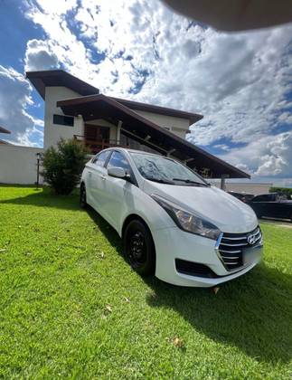 HYUNDAI HB20S 1.6 COMFORT PLUS 16V FLEX 4P MANUAL
