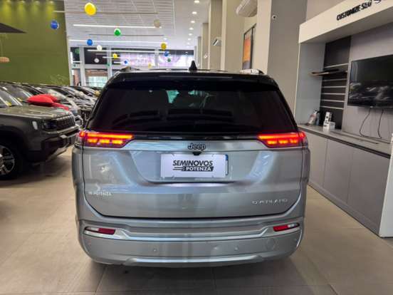 JEEP-COMMANDER-2023