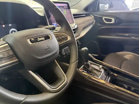 JEEP-COMMANDER-2022