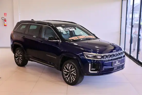JEEP-COMMANDER-2025