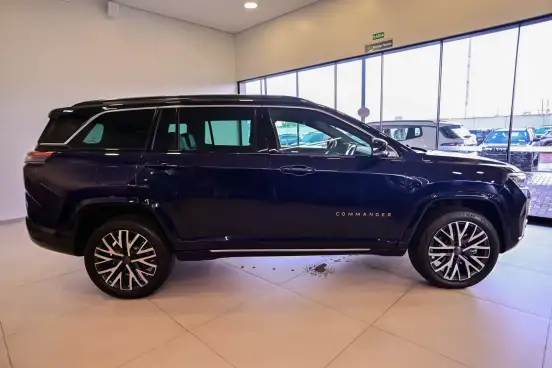 JEEP-COMMANDER-2025