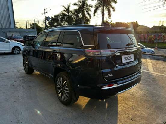 JEEP-COMMANDER-2025