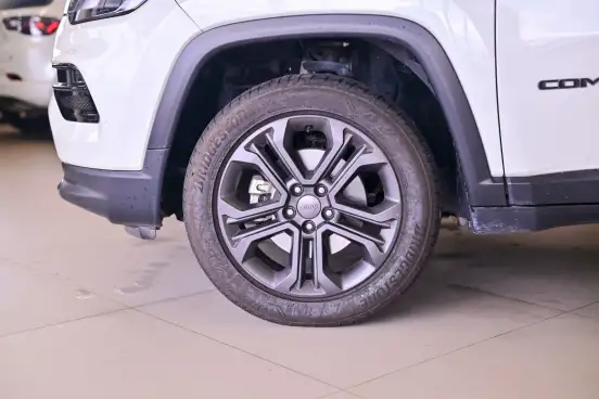 JEEP-COMPASS-2025