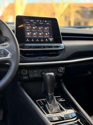 JEEP-COMPASS-2025