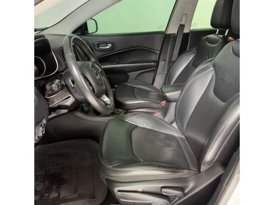 JEEP-COMPASS-2.0 16V DIESEL LONGITUDE 4X4 AUTOMÁTICO JEEP-COMPASS-2018