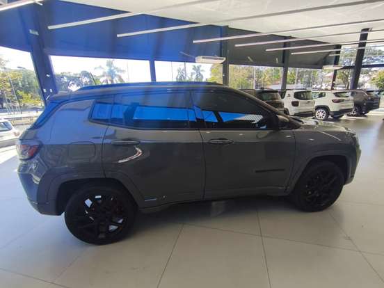 JEEP-COMPASS-2024