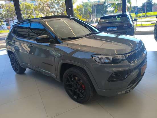 JEEP-COMPASS-2.0 HURRICANE 4 TURBO GASOLINA BLACKHAWK AT9 JEEP-COMPASS-2024