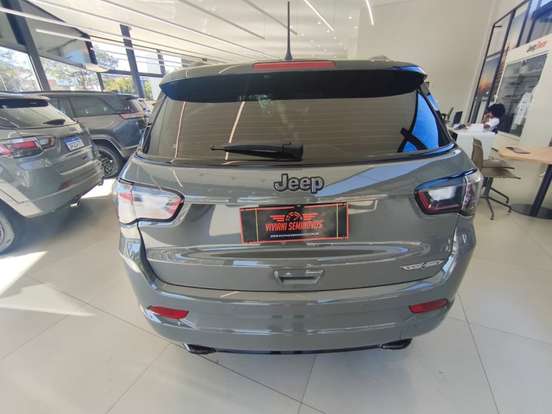 JEEP-COMPASS-2.0 HURRICANE 4 TURBO GASOLINA BLACKHAWK AT9 JEEP-COMPASS-2024