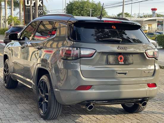 JEEP-COMPASS-2.0 HURRICANE 4 TURBO GASOLINA BLACKHAWK AT9 JEEP-COMPASS-2024