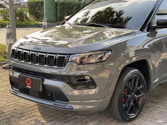 JEEP-COMPASS-2.0 HURRICANE 4 TURBO GASOLINA BLACKHAWK AT9 JEEP-COMPASS-2024