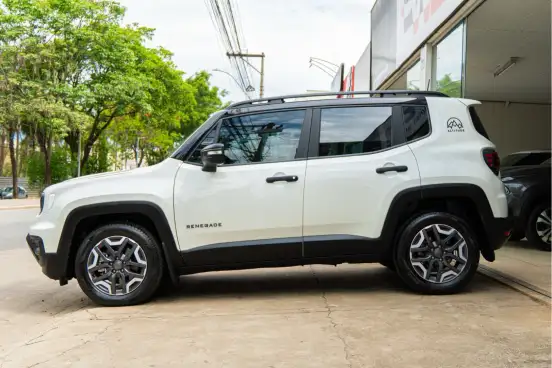 JEEP-RENEGADE-2025