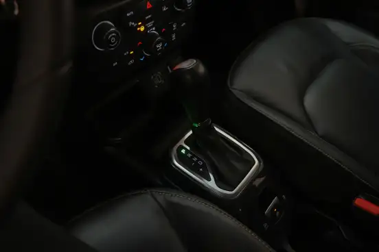 JEEP-RENEGADE-1.3 T270 TURBO FLEX LONGITUDE AT6 JEEP-RENEGADE-2024