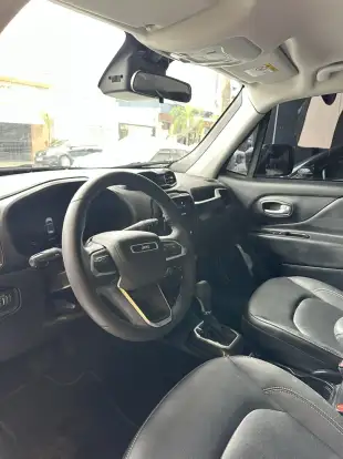 JEEP-RENEGADE-2025