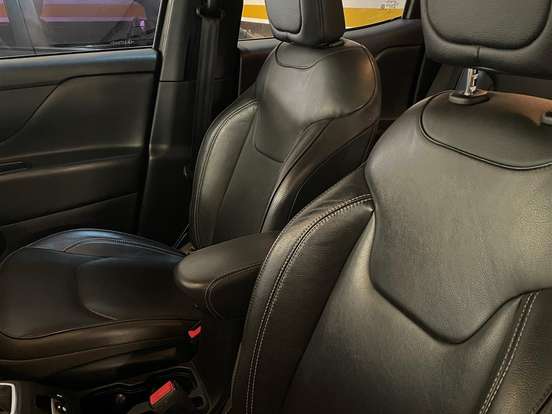 JEEP-RENEGADE-1.8 16V FLEX LONGITUDE 4P AUTOMÁTICO JEEP-RENEGADE-2020