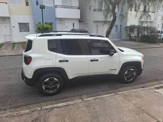JEEP-RENEGADE-1.8 16V FLEX SPORT 4P AUTOMÁTICO JEEP-RENEGADE-2017