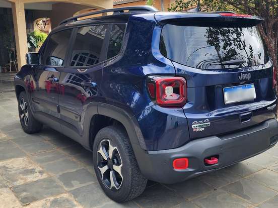 JEEP-RENEGADE-2.0 16V TURBO DIESEL TRAILHAWK 4P 4X4 AUTOMÁTICO JEEP-RENEGADE-2020