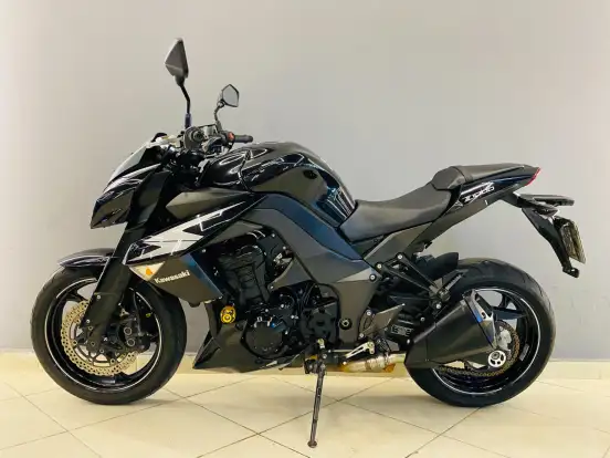 KAWASAKI-Z1000 KAWASAKI-Z1000-2012