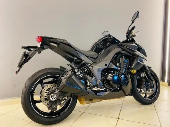 KAWASAKI-Z1000 KAWASAKI-Z1000-2012