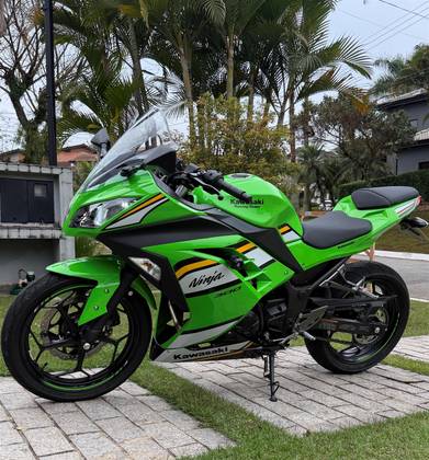 KAWASAKI NINJA 300 