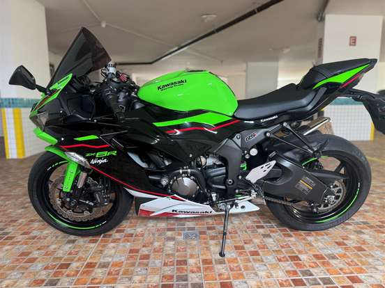 KAWASAKI-NINJA ZX-6R KRT-2022