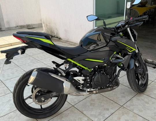 KAWASAKI Z400 