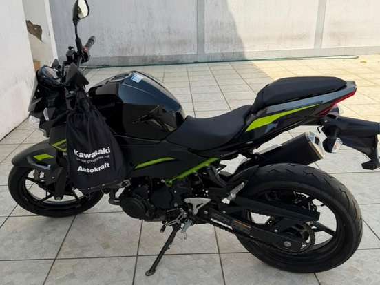 KAWASAKI-Z400 KAWASAKI-Z400-2023