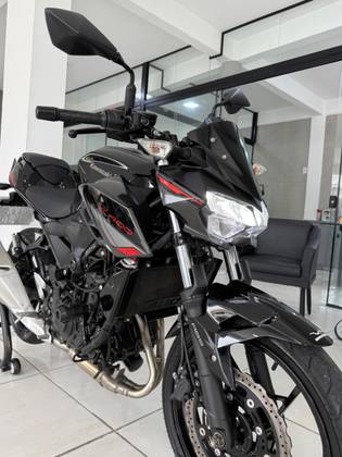 KAWASAKI Z400 
