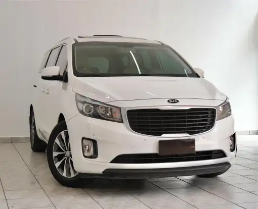 KIA-CARNIVAL-2015