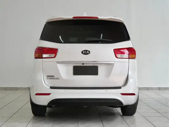 KIA-CARNIVAL-3.3 EX V6 24V GASOLINA 4P AUTOMATICO KIA-CARNIVAL-2015