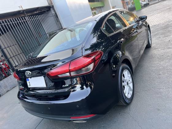 KIA CERATO 1.6 SX 16V FLEX 4P AUTOMÁTICO