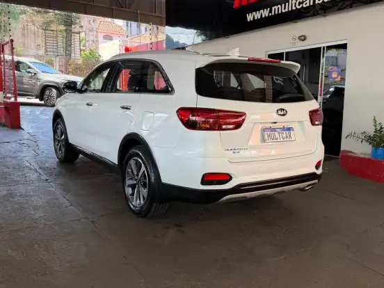 KIA-SORENTO-2.4 16V GASOLINA EX 7L AUTOMÁTICO KIA-SORENTO-2019