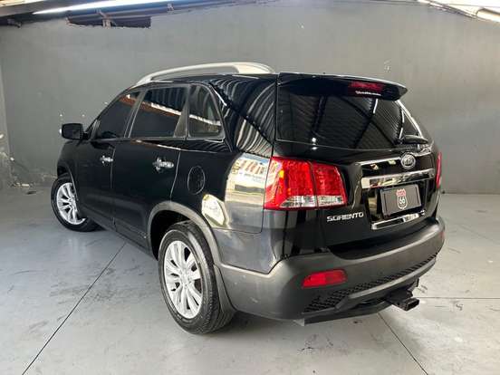 KIA-SORENTO-2012