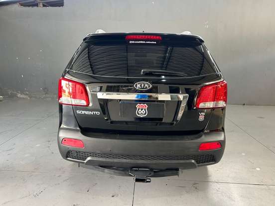 KIA-SORENTO-3.5 V6 GASOLINA EX 7L AUTOMATICO KIA-SORENTO-2012