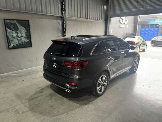 KIA-SORENTO-3.5 V6 GASOLINA EX 7L AWD AUTOMATICO KIA-SORENTO-2018