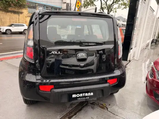 KIA-SOUL-2011