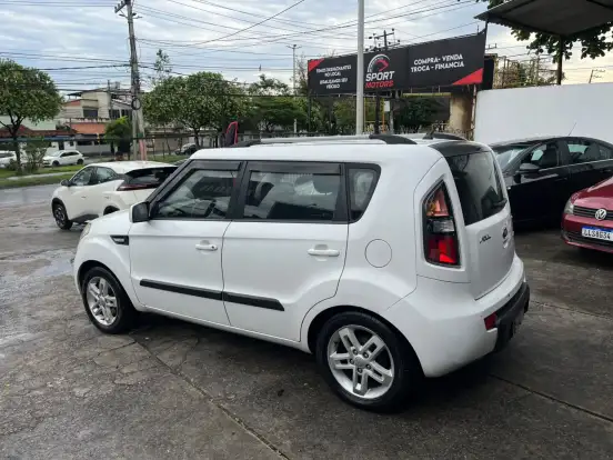 KIA-SOUL-2011