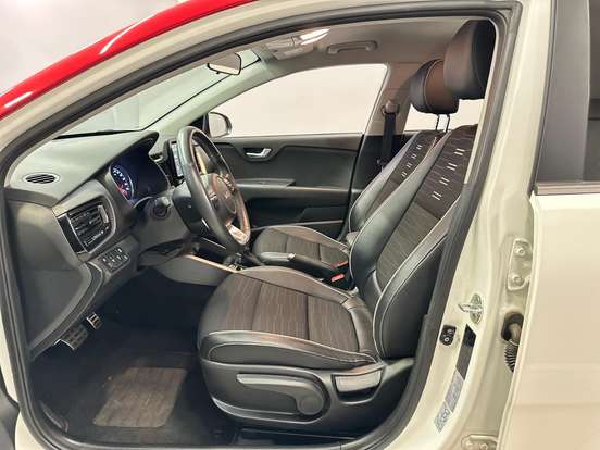 KIA-STONIC-2021