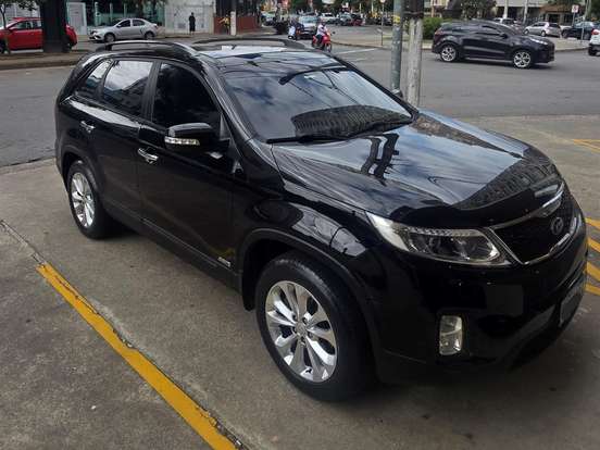 KIA-SORENTO-3.5 V6 GASOLINA EX 7L 4WD AUTOMÁTICO KIA-SORENTO-2014