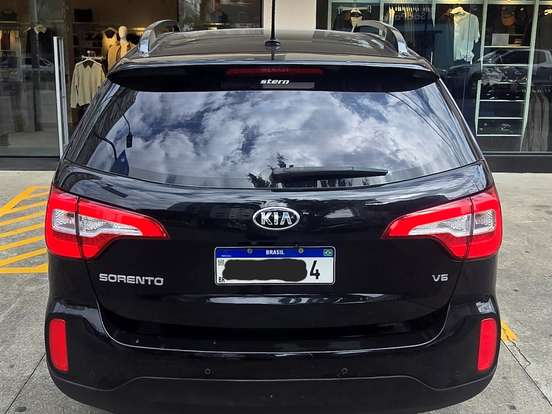KIA-SORENTO-3.5 V6 GASOLINA EX 7L 4WD AUTOMÁTICO KIA-SORENTO-2014