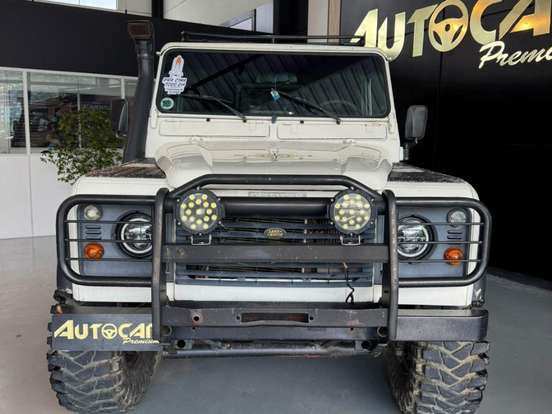 LAND ROVER-DEFENDER-2.5 90 CSW 4X4 TURBO INTERCOOLER DIESEL 2P MANUAL LAND ROVER-DEFENDER-2003
