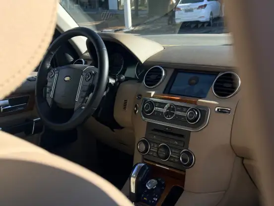 LAND ROVER-DISCOVERY 4-2010