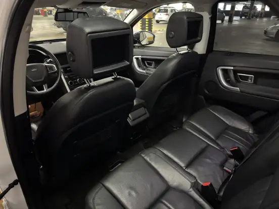 LAND ROVER-DISCOVERY SPORT-2.0 16V SI4 TURBO GASOLINA HSE 4P AUTOMÁTICO LAND ROVER-DISCOVERY SPORT-2015