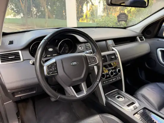 LAND ROVER-DISCOVERY SPORT-2017