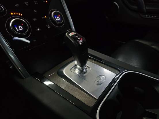 LAND ROVER-DISCOVERY SPORT-2020