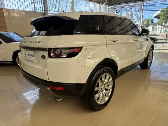 LAND ROVER-RANGE ROVER EVOQUE-2.0 PURE 4WD 16V GASOLINA 4P AUTOMÁTICO LAND ROVER-RANGE ROVER EVOQUE-2014