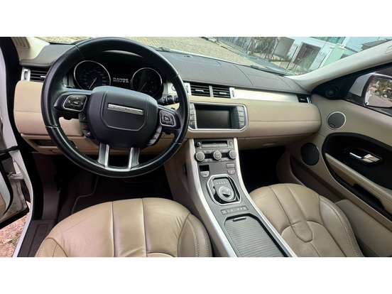 LAND ROVER-RANGE ROVER EVOQUE-2.0 PURE TECH 4WD 16V GASOLINA 4P AUTOMÁTICO LAND ROVER-RANGE ROVER EVOQUE-2013