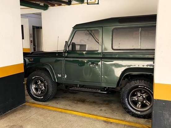 LAND ROVER-DEFENDER-2.5 90 CSW 4X4 TURBO INTERCOOLER DIESEL 2P MANUAL LAND ROVER-DEFENDER-2001