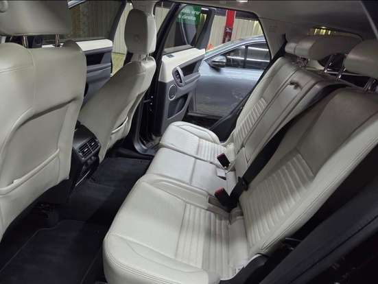 LAND ROVER-DISCOVERY SPORT-2021