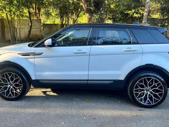 LAND ROVER-RANGE ROVER EVOQUE-2.0 SE 4WD 16V GASOLINA 4P AUTOMÁTICO LAND ROVER-RANGE ROVER EVOQUE-2017